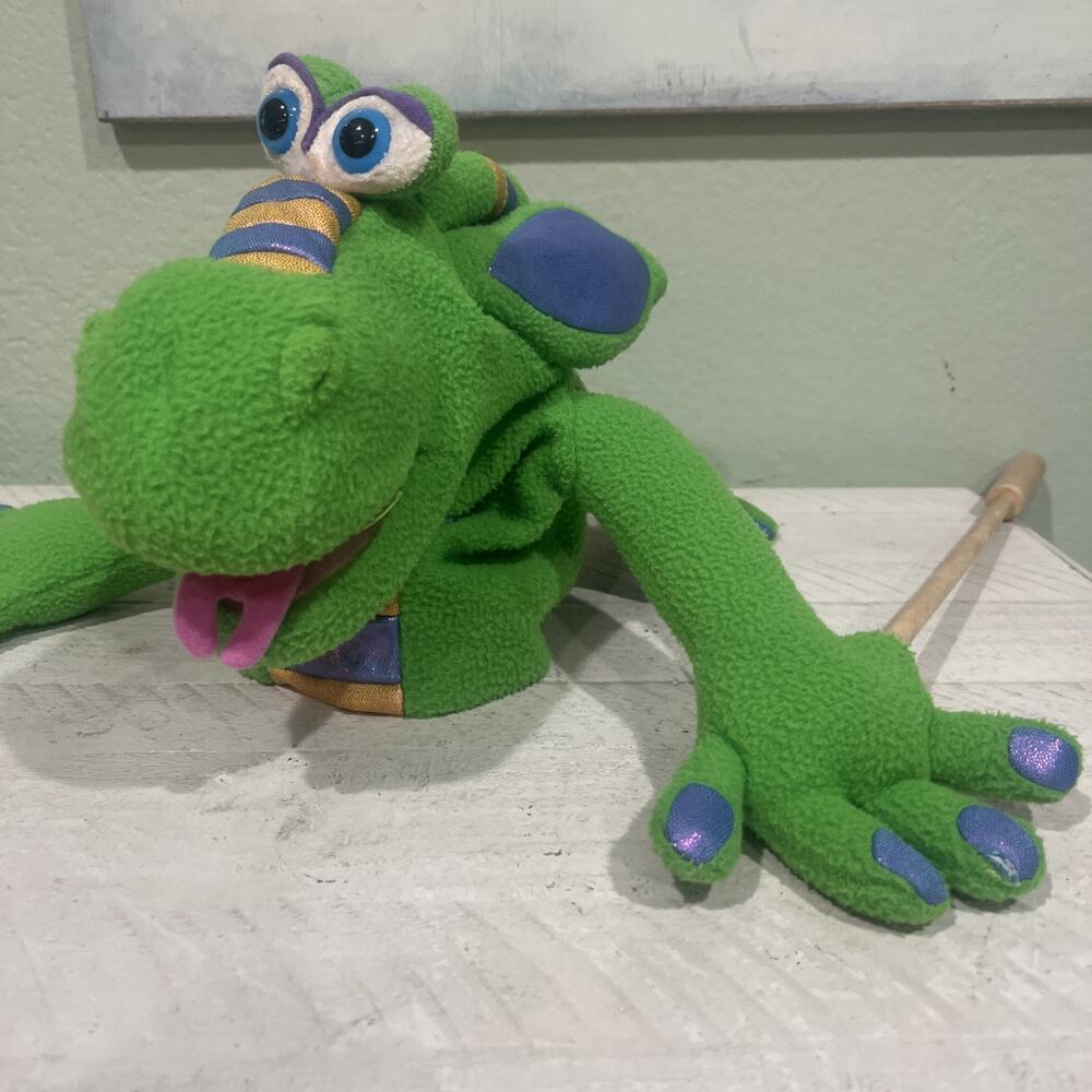 Melissa and Doug Smoulder The Dragon Hand Puppet 12" Plush W/Gesture Stick 2013